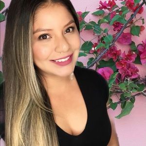 Meet your Posher, Perla